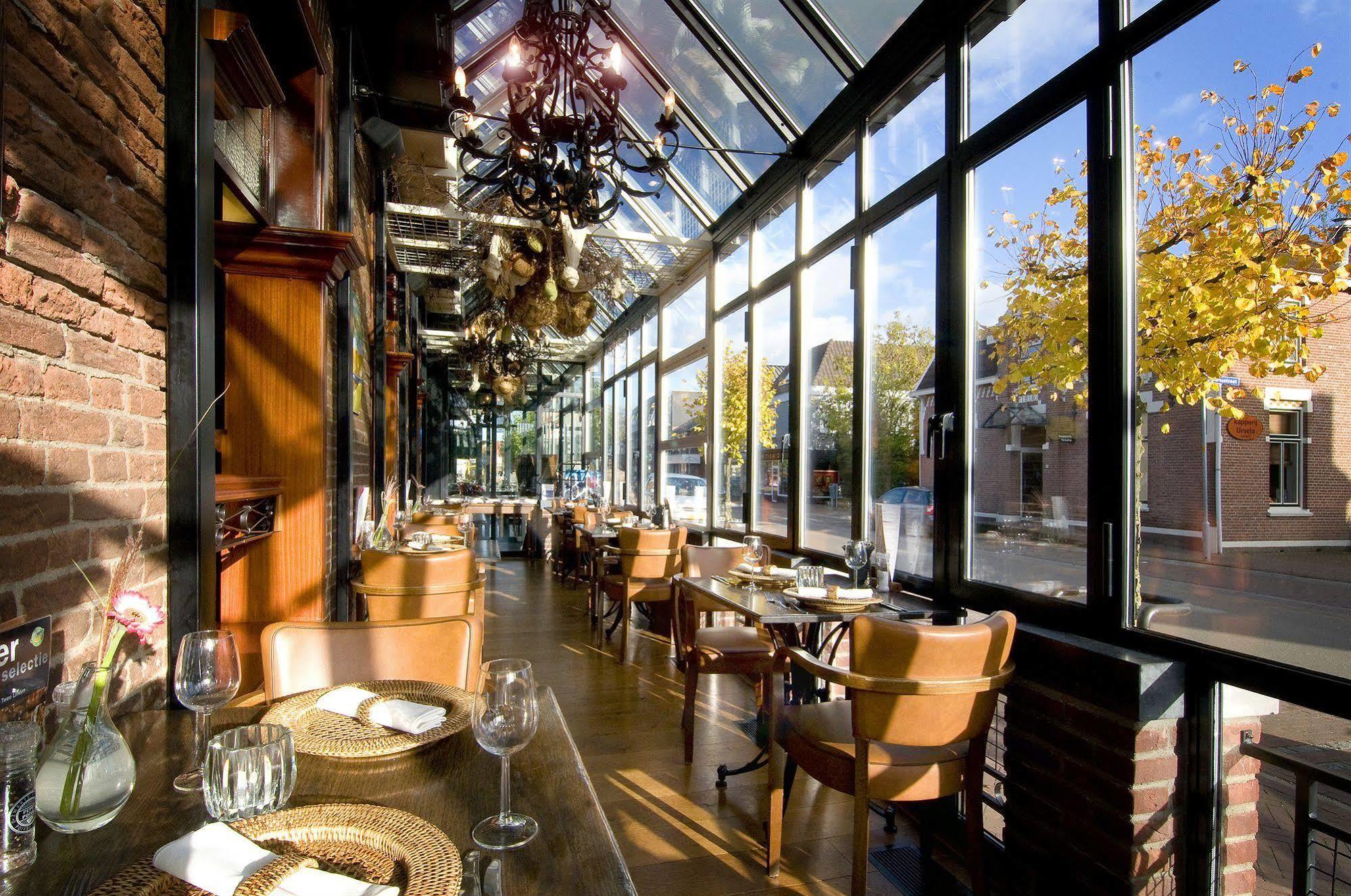De Twee Linden Hotel Beneden-Leeuwen ภายนอก รูปภาพ